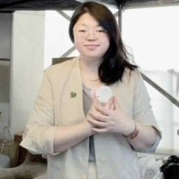 黄薇潔 講師